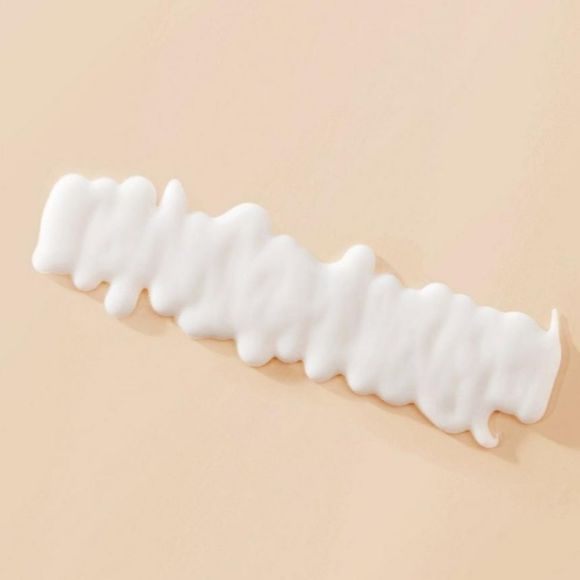 Living Proof Curl Definer Conditioning Styler - Picture 11 of 13